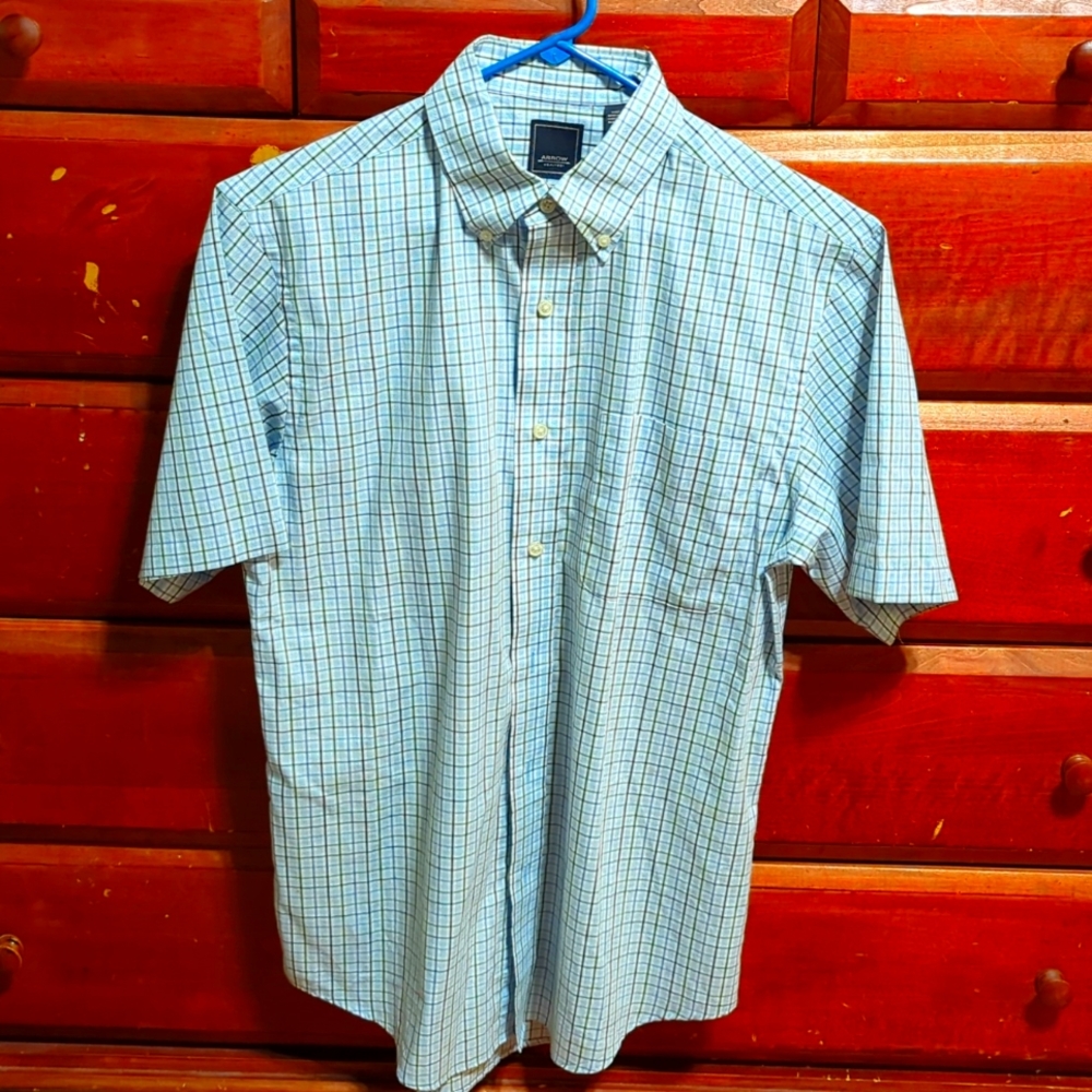 Men's Short Sleeve Button Down Plaid Small S